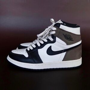 Jordan 1 high mocha